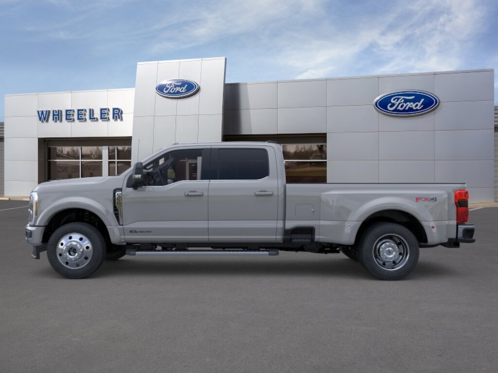New 2026 Ford F-450SD Lariat Truck