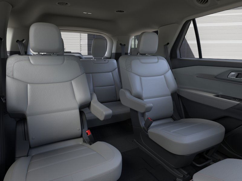 2025 Ford Explorer Active 11