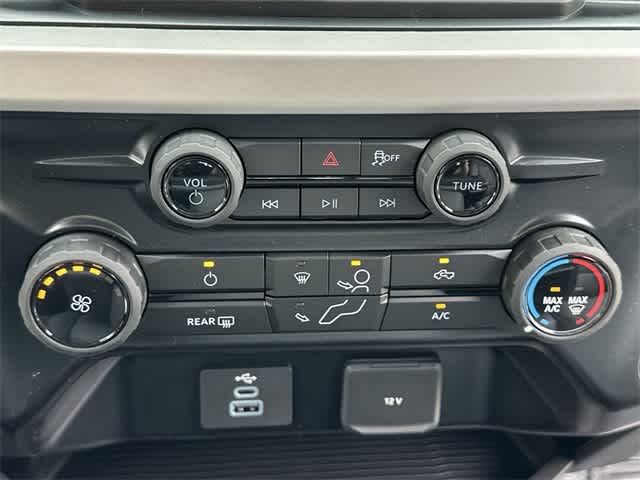 Thumbnail: 2025 Ford Econoline - 39