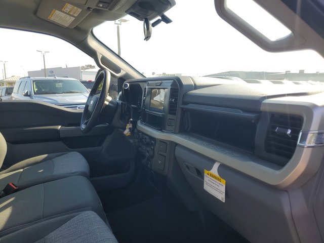 2025 Ford F-350 Super Duty XLT - Photo 60