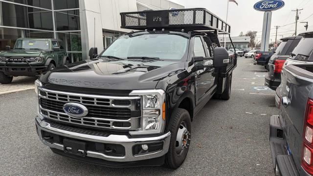 2023 Ford Super Duty F-350 DRW F-350 XL Truck Crew Cab