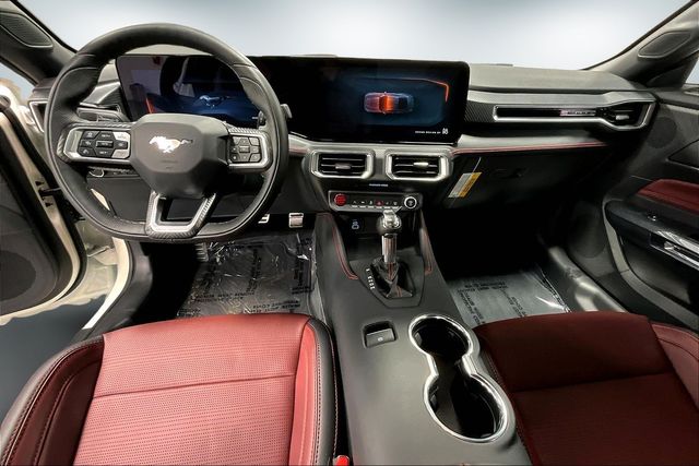 2025 Ford Mustang GT Premium Fastback - Photo 17