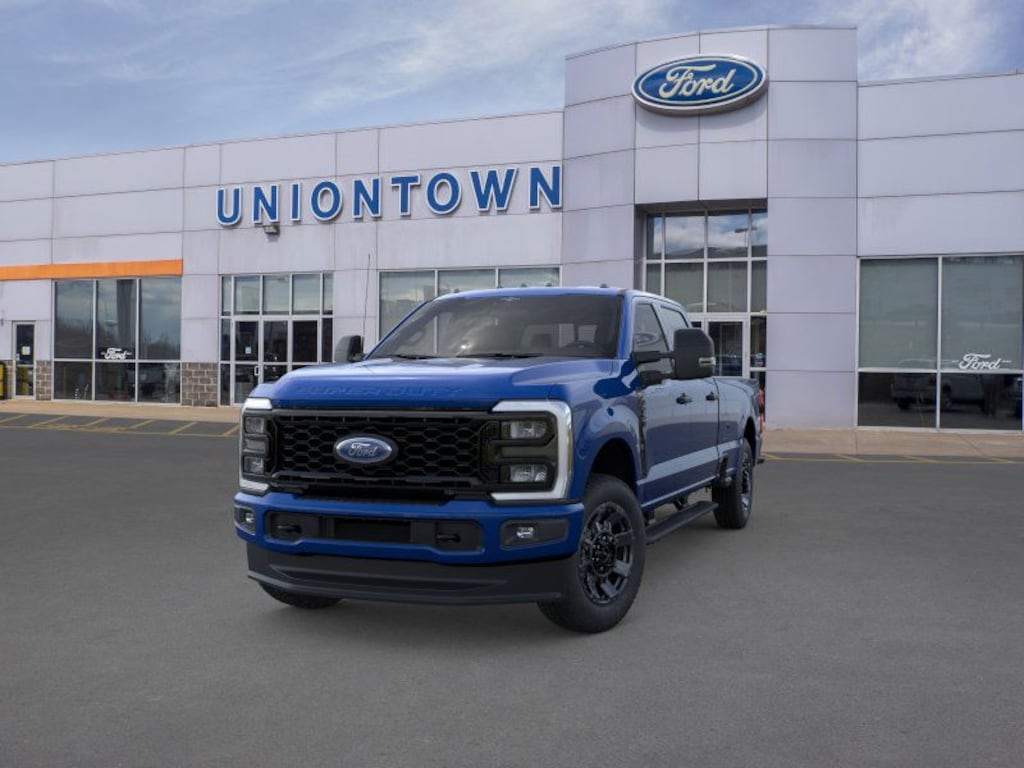 New 2026 Ford F-250 Super Duty XL 4x4 XL Crew Cab 8 ft. LB Pickup