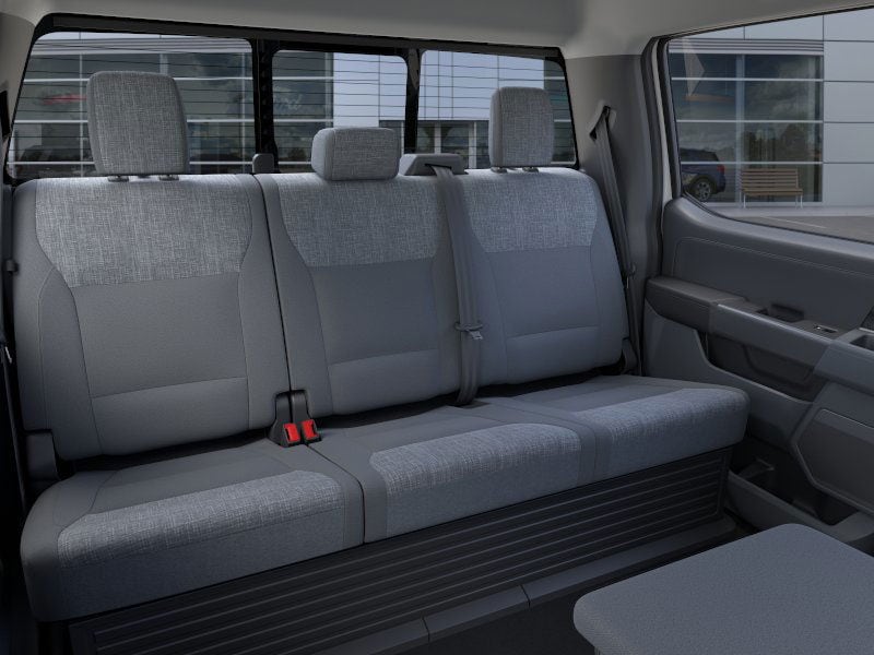 2025 Ford F-350 Super Duty XLT - Photo 34