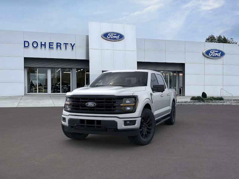 2025 Ford F-150 XLT photo 2