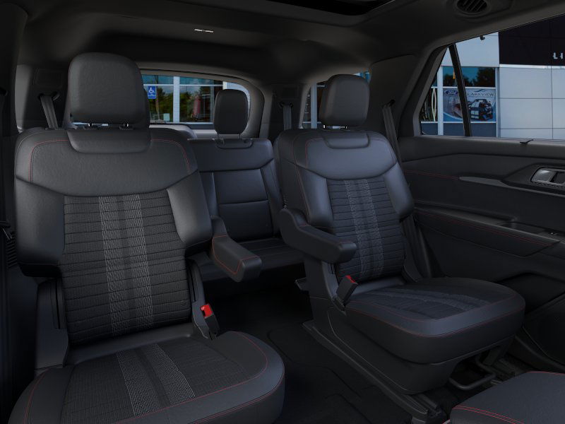2025 Ford Explorer ST-Line photo 11