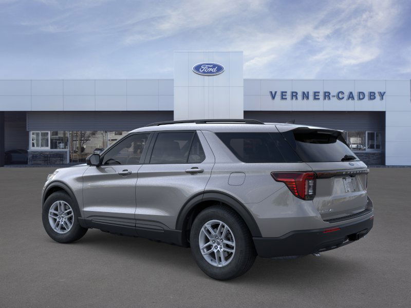 2026 Ford Explorer photo 3