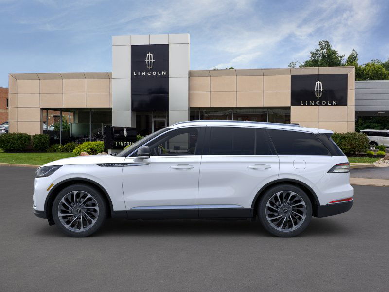 2025 Lincoln Aviator Reserve photo 3