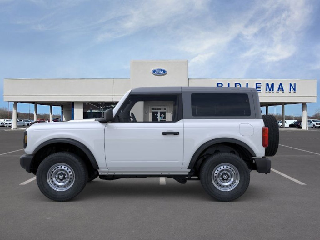 New 2025 Ford Bronco Base SUV