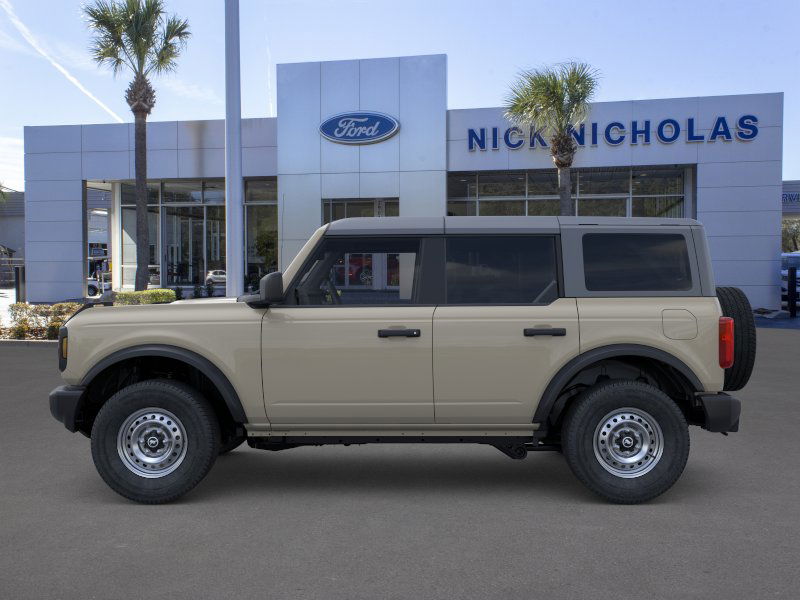 2025 Ford Bronco Base photo 3