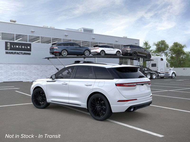 2025 Lincoln Corsair Grand Touring photo 4