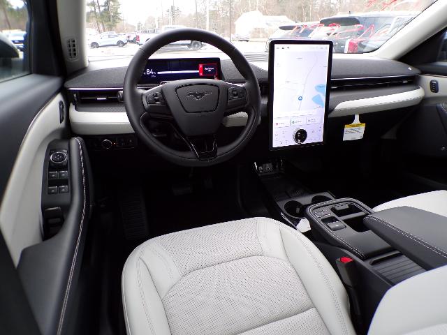 2025 Ford Mustang Mach-E Premium - Photo 48