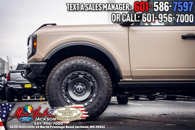 2025 Ford Bronco Badlands SUV