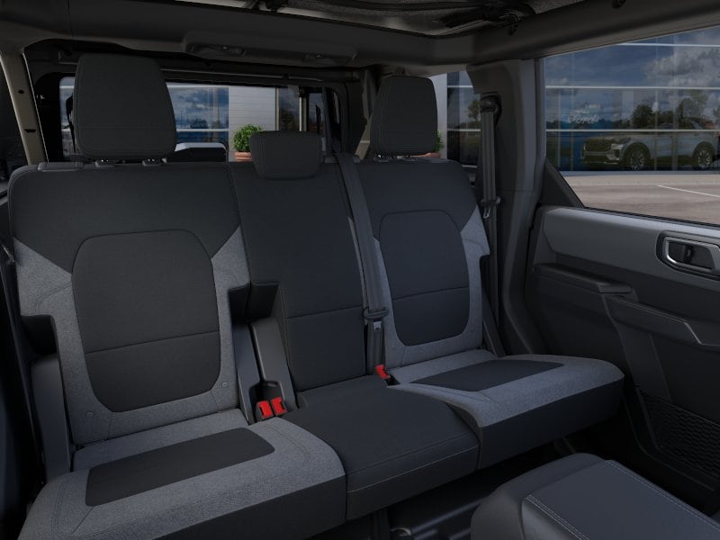 2025 Ford Bronco 4-Door Base - Photo 44