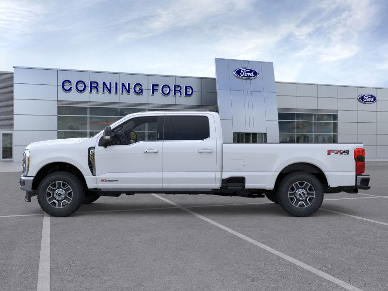 2025 Ford F-350 Lariat photo 3