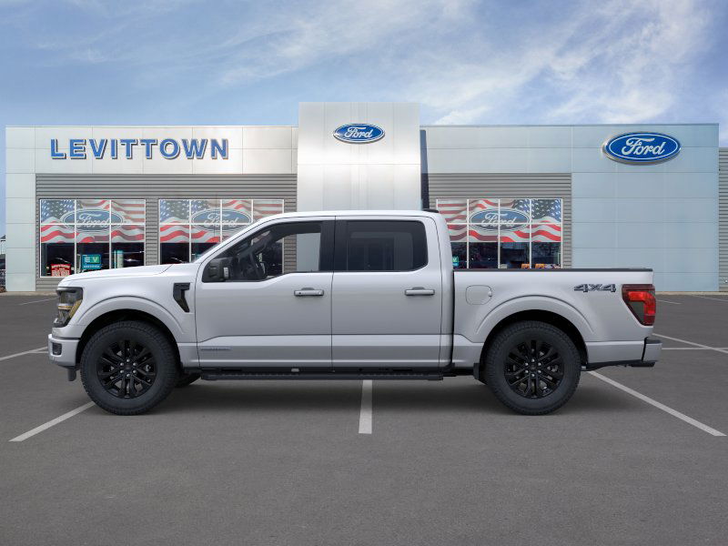 2025 Ford F-150 XLT photo 3