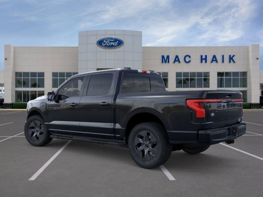 New 2025 Ford F-150 Lightning Lariat TRUCK