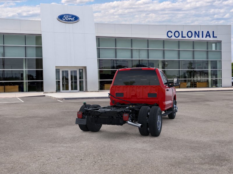 2026 Ford F-350 Super Duty Chassis Cab XL - Photo 30
