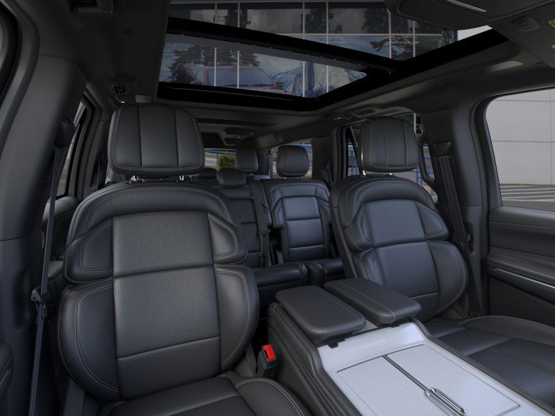 Thumbnail: 2026 Lincoln Navigator L - 40