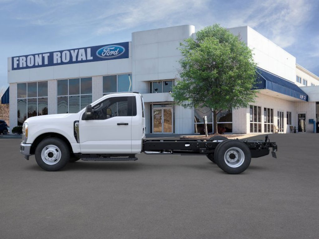 New 2025 Ford F-350SD XL Chassis