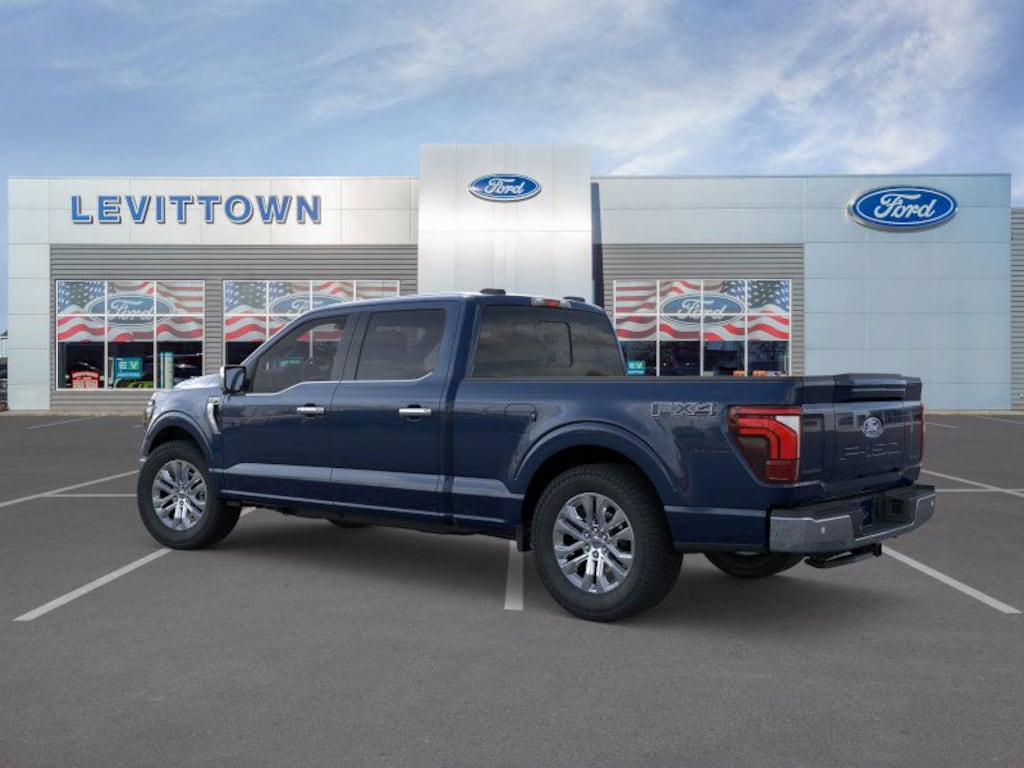 New 2025 Ford F-150 LARIAT LARIAT 4WD SuperCrew 6.5 Box