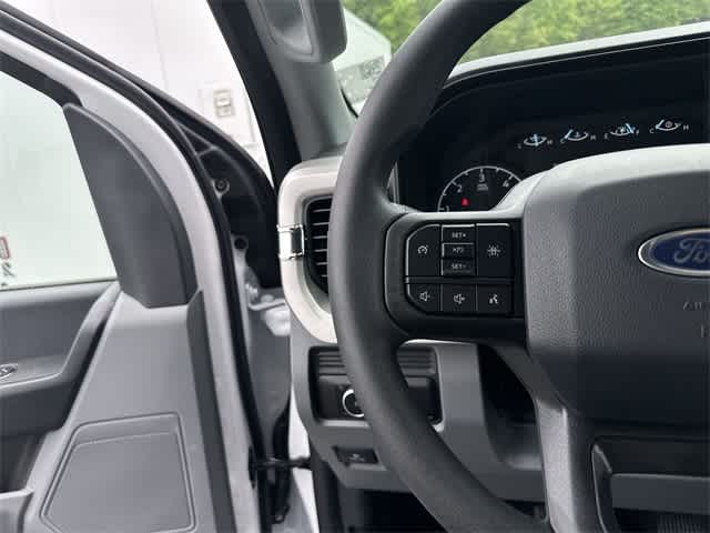 Thumbnail: 2025 Ford Econoline - 33