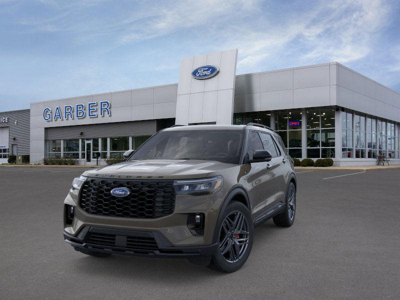 2026 Ford Explorer ST-Line photo 2