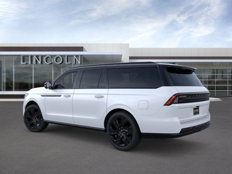 2025 Lincoln Navigator Black Label photo 4