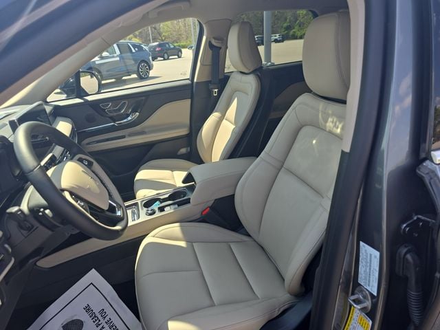 2026 Lincoln Corsair Premiere - Photo 48