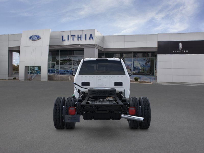 Thumbnail: 2026 Ford Econoline - 33