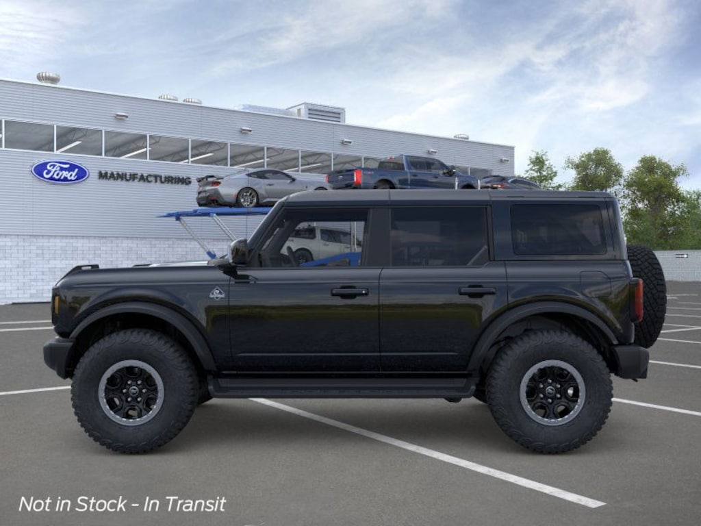 New 2025 Ford Bronco Outer Banks SUV