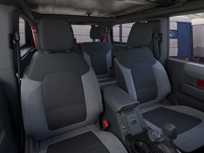 2026 Ford Bronco Base SUV