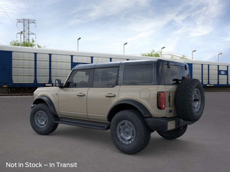2025 Ford Bronco Outer Banks photo 4