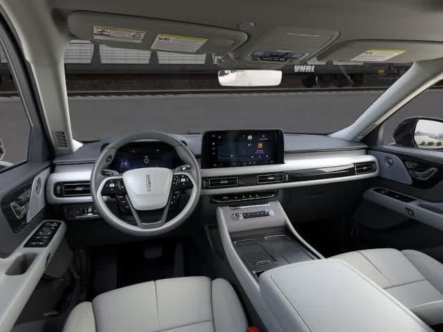 Thumbnail: 2025 Lincoln Aviator - 31