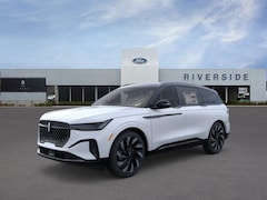 New 2025 Lincoln Nautilus DYNAMIC_PREF_LABEL_SITEBUILDER_LINCOLN_NAUTILUS_SUV_NEAR_WARNER_ROBINS_GA_1_INVENTORY_LISTING1_ALTATTRIBUTEAFTER