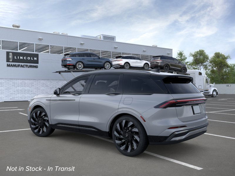 2026 Lincoln Nautilus Reserve photo 3