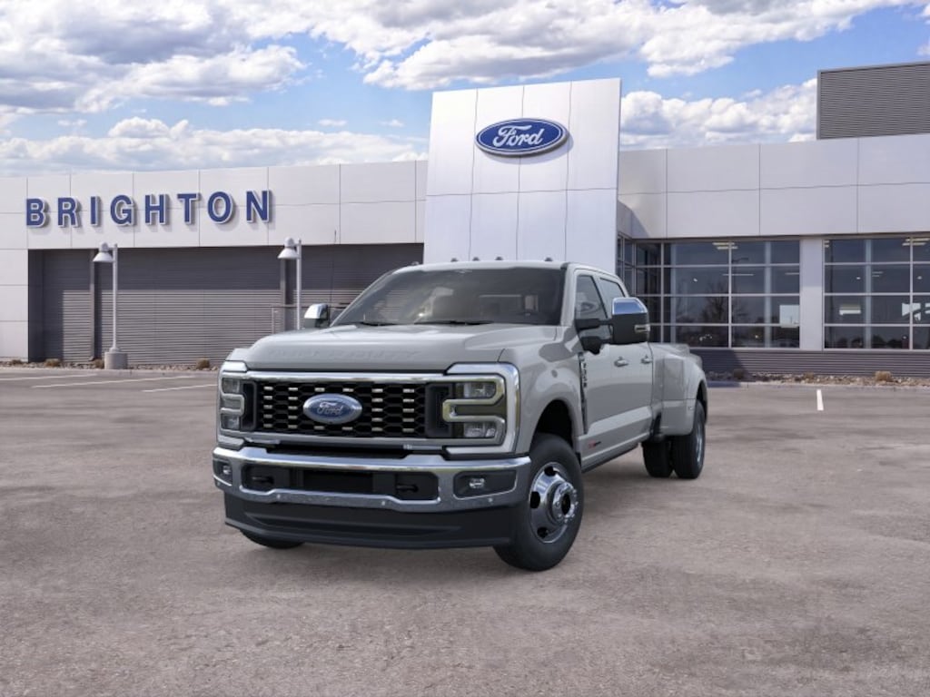 New 2026 Ford F-350SD Lariat Truck Crew Cab