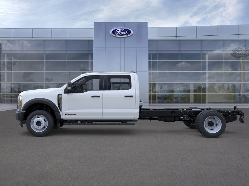 2025 Ford F-550 Super Duty Chassis Cab XL - Photo 26