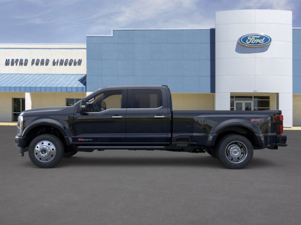 New 2026 Ford F-450 Platinum Crew Cab