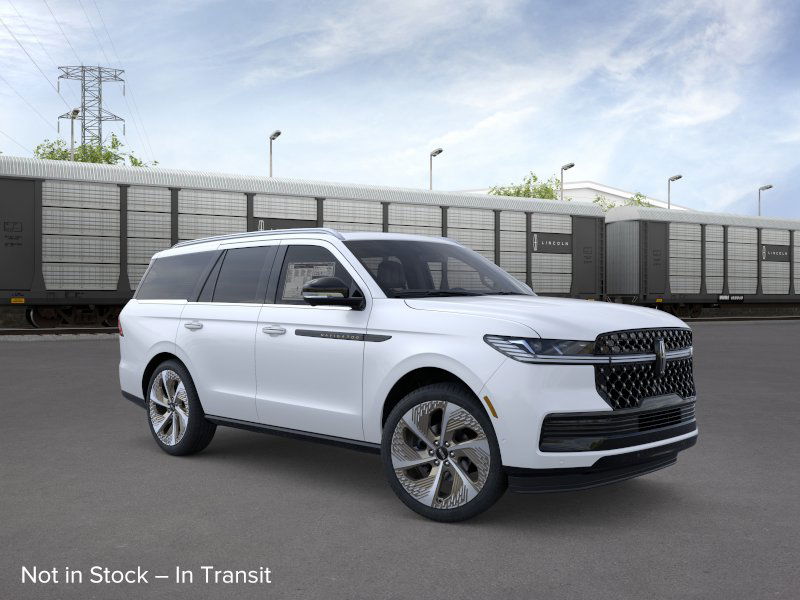 2026 Lincoln Navigator Black Label's photo