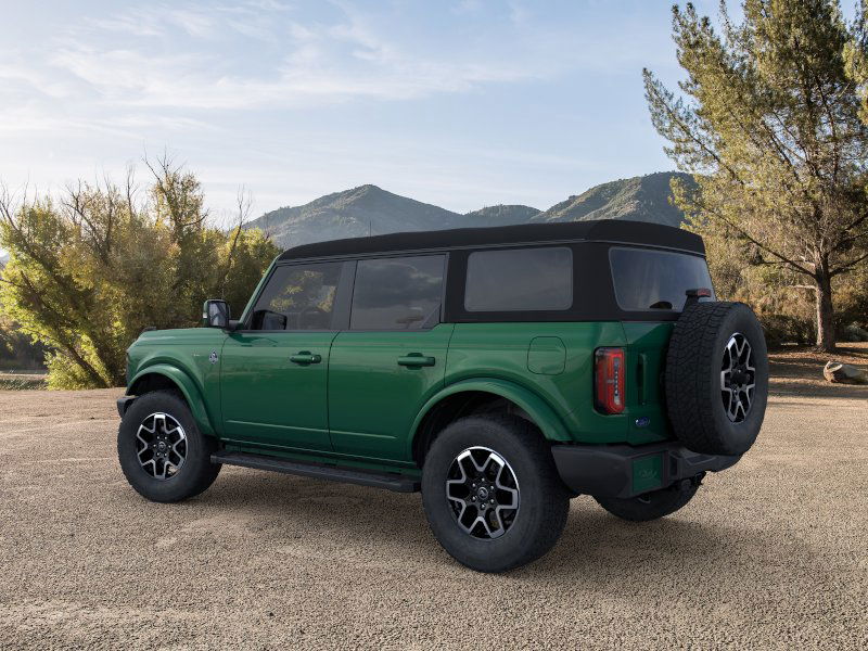 2024 Ford Bronco Outer Banks photo 4
