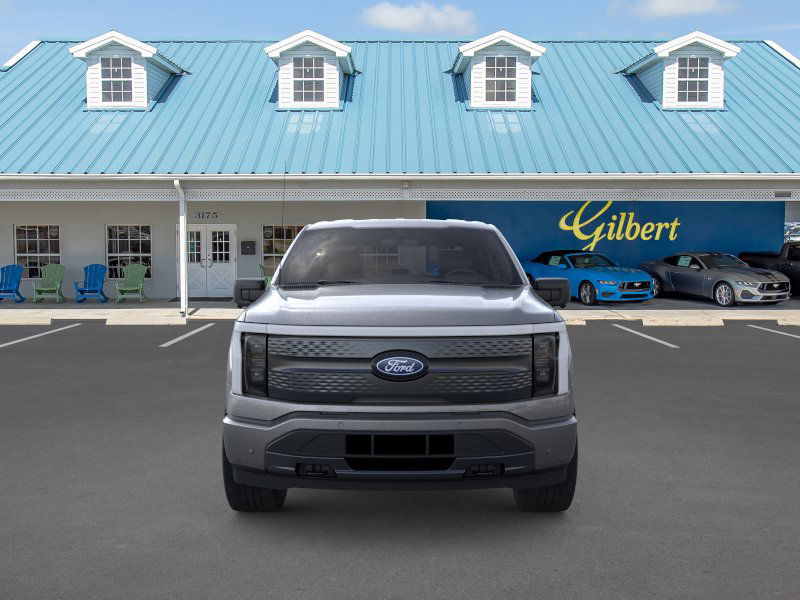2025 Ford F-150 Lightning Flash photo 28