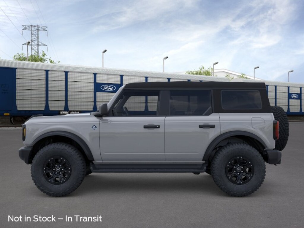 New 2026 Ford Bronco Outer Banks SUV