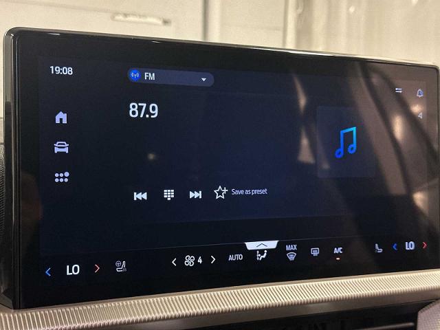 Thumbnail: 2025 Ford Explorer - 45