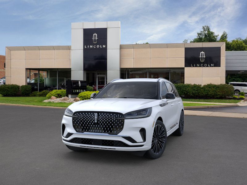 2025 Lincoln Aviator Black Label photo 2