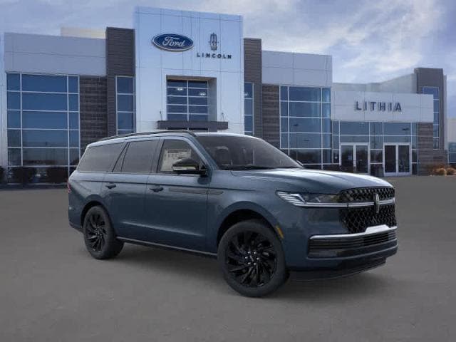 Thumbnail: 2025 Lincoln Navigator - 30