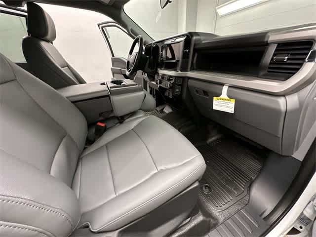 Thumbnail: 2025 Ford Econoline - 43