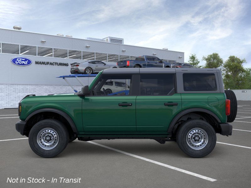 2025 Ford Bronco Base photo 3