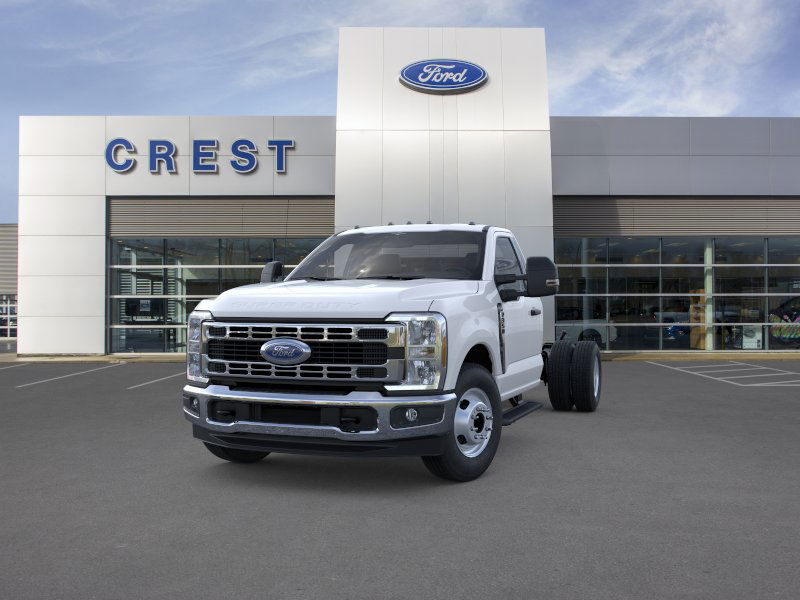 2026 Ford F-350 photo 2