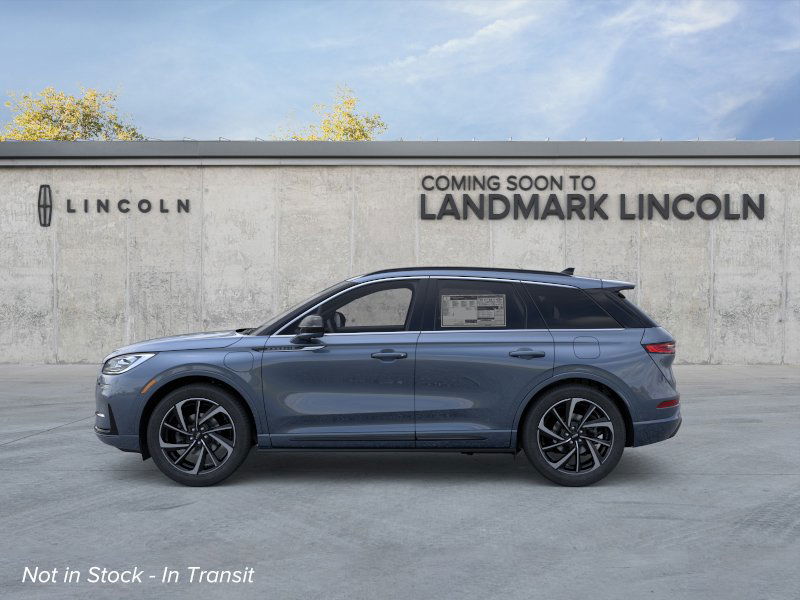 2026 Lincoln Corsair Grand Touring photo 3